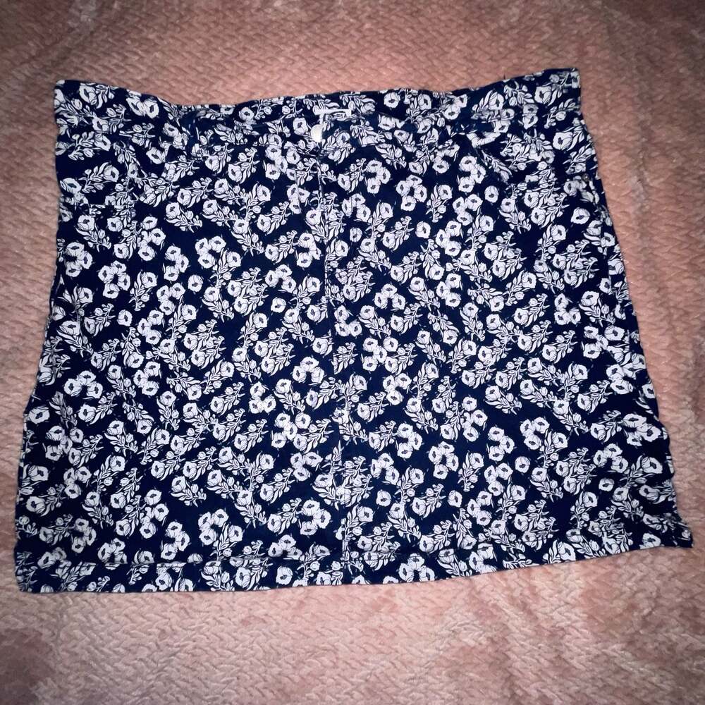 Westport Floral Print Skort Size 18W